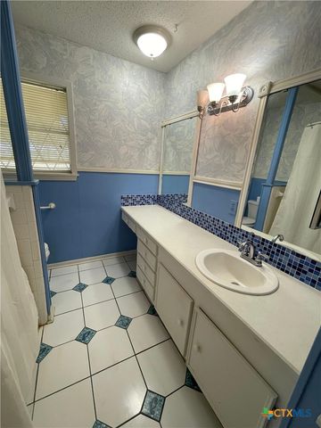 3373 State Highway 35, Port Lavaca, TX 77979