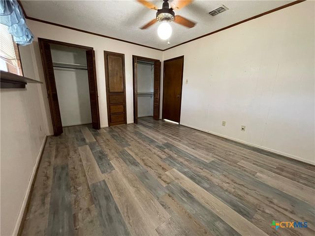 3373 State Highway 35, Port Lavaca, TX 77979