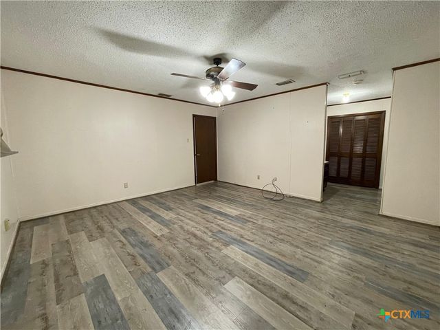 3373 State Highway 35, Port Lavaca, TX 77979
