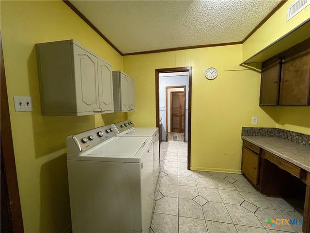 3373 State Highway 35, Port Lavaca, TX 77979