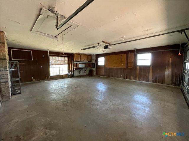 3373 State Highway 35, Port Lavaca, TX 77979