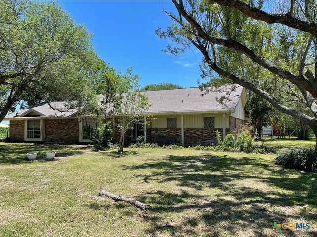 3373 State Highway 35, Port Lavaca, TX 77979