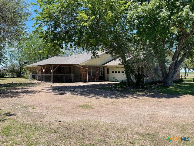 3373 State Highway 35, Port Lavaca, TX 77979