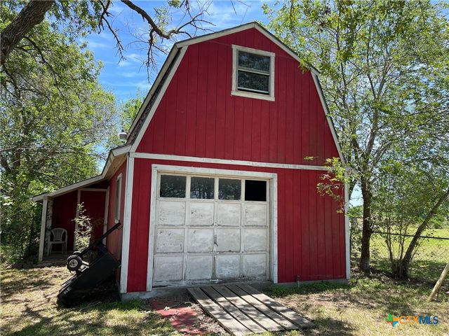3373 State Highway 35, Port Lavaca, TX 77979