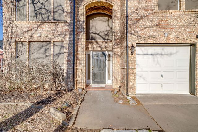 519 Deerwood Drive, Burleson, TX 76028