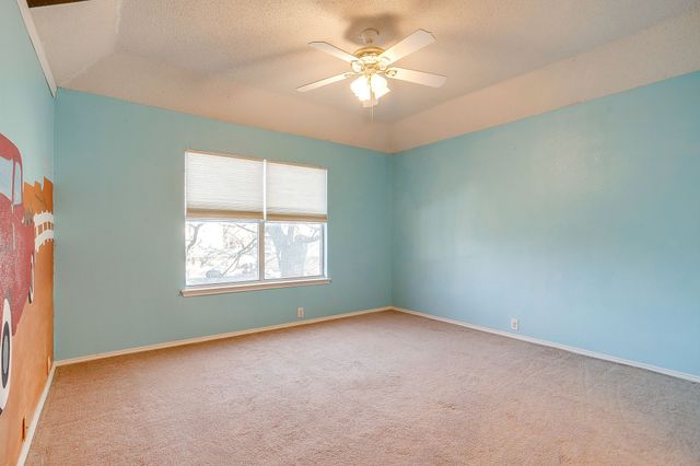 519 Deerwood Drive, Burleson, TX 76028