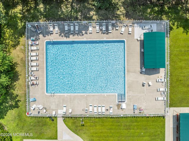 719 Evergreen Court, Manchester, NJ 08759