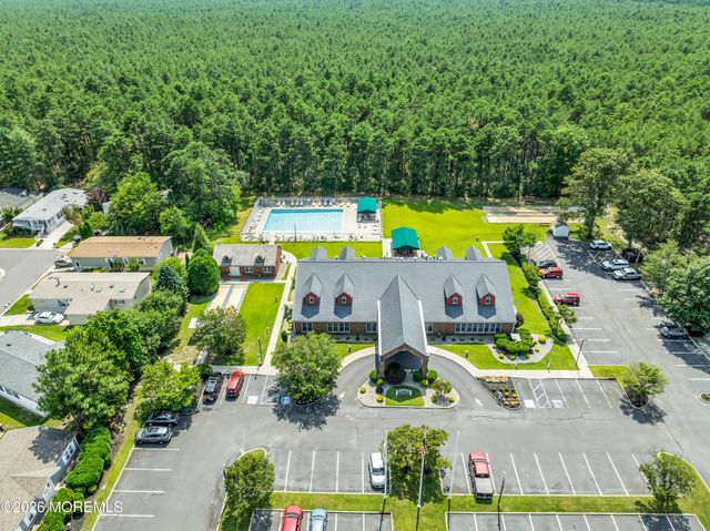719 Evergreen Court, Manchester, NJ 08759