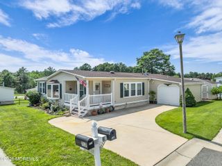 719 Evergreen Court, Manchester, NJ 08759