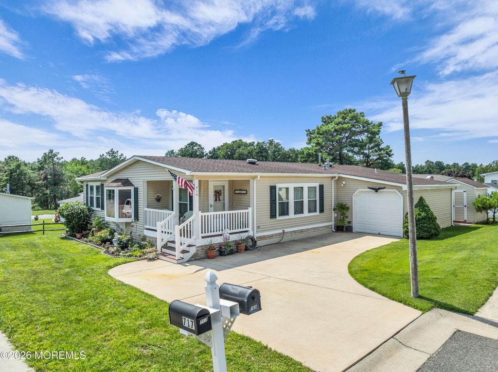 719 Evergreen Court, Manchester, NJ 08759