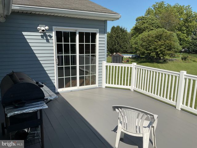 219 MURRAY DR, Allentown, PA 18104