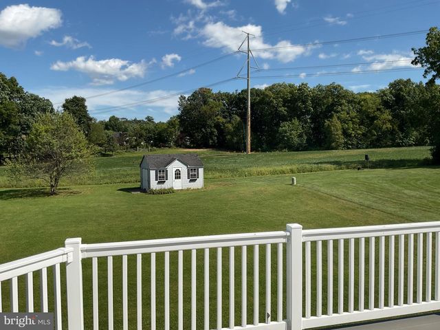 219 MURRAY DR, Allentown, PA 18104