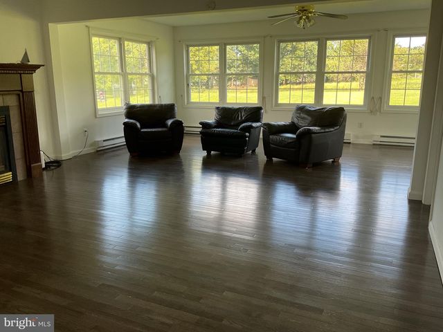 219 MURRAY DR, Allentown, PA 18104