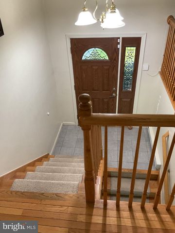 219 MURRAY DR, Allentown, PA 18104