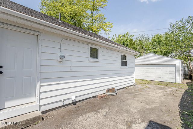 29 Willamont Road, Toledo, OH 43612