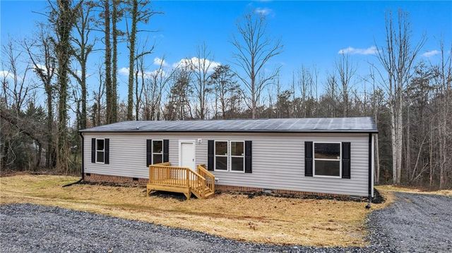2113 Green Haven Court, Morganton, NC 28655