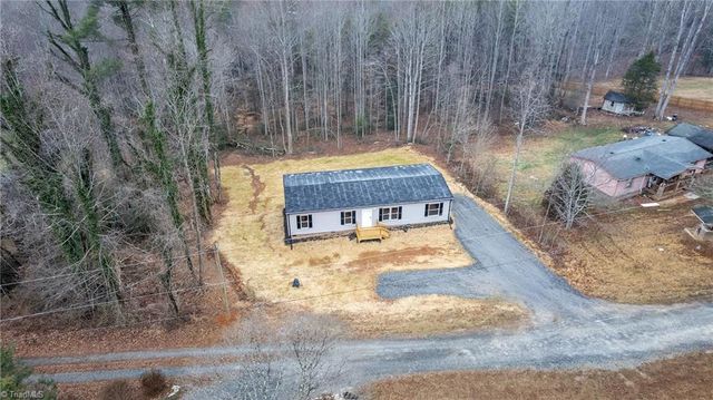 2113 Green Haven Court, Morganton, NC 28655