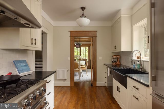 3615 49TH ST NW, Washington, DC 20016