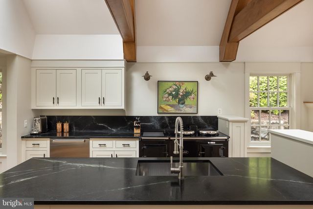 3615 49TH ST NW, Washington, DC 20016