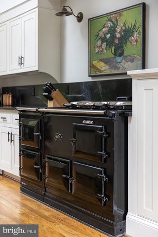 3615 49TH ST NW, Washington, DC 20016