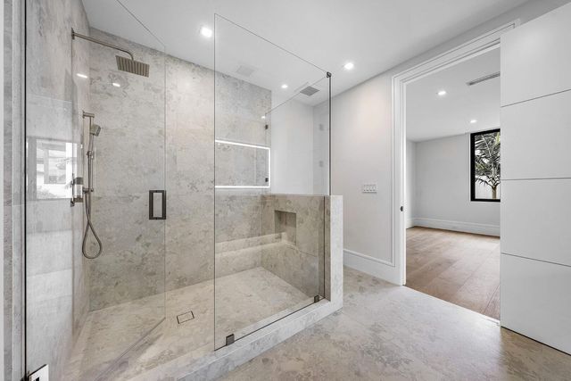 191 W Coconut Palm Road, Boca Raton, FL 33432