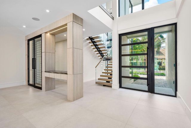 191 W Coconut Palm Road, Boca Raton, FL 33432