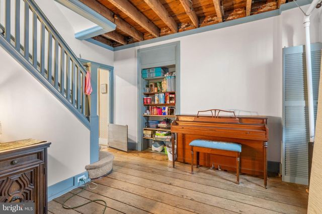 800 E CHERRY RD, Quakertown, PA 18951