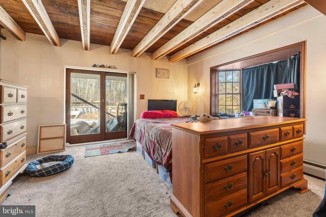 800 E CHERRY RD, Quakertown, PA 18951