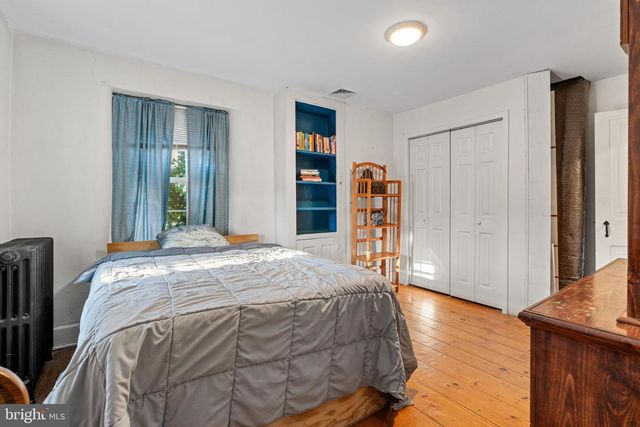 800 E CHERRY RD, Quakertown, PA 18951