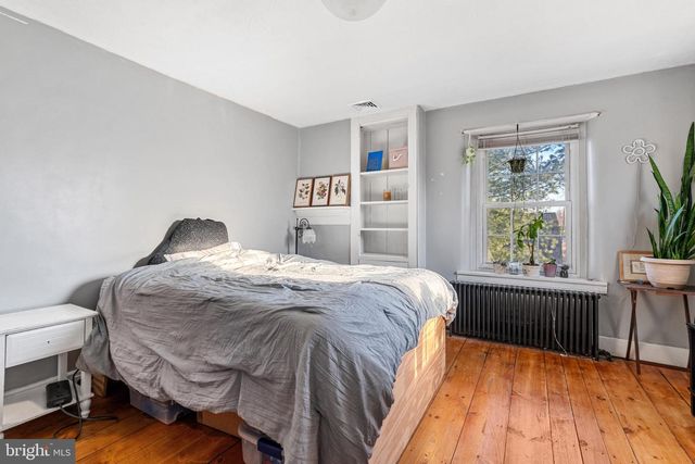 800 E CHERRY RD, Quakertown, PA 18951