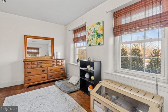 800 E CHERRY RD, Quakertown, PA 18951