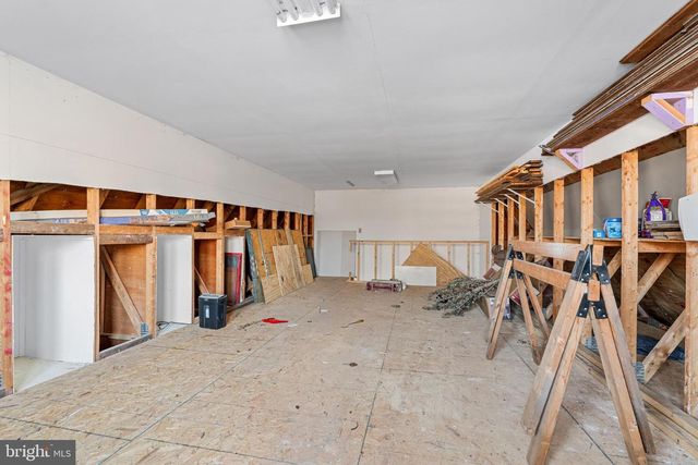 800 E CHERRY RD, Quakertown, PA 18951