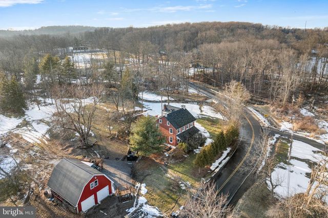 800 E CHERRY RD, Quakertown, PA 18951