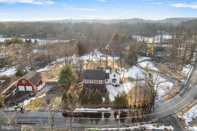 800 E CHERRY RD, Quakertown, PA 18951