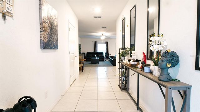 6300 BEVERLY HILLS DRIVE, Zephyrhills, FL 33541