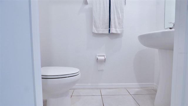 6300 BEVERLY HILLS DRIVE, Zephyrhills, FL 33541