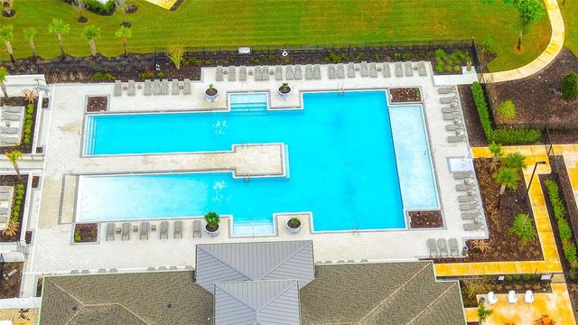 6300 BEVERLY HILLS DRIVE, Zephyrhills, FL 33541