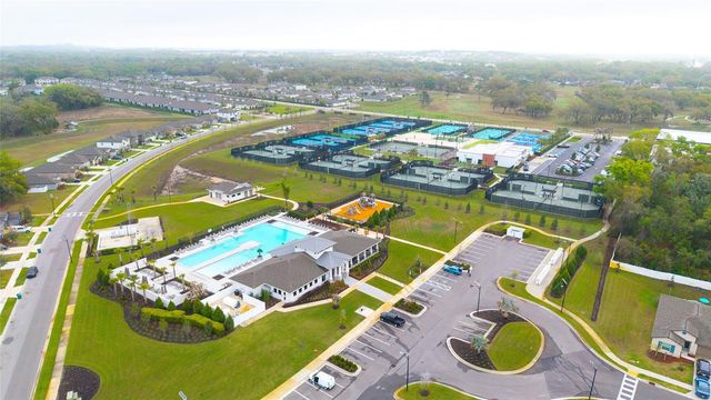 6300 BEVERLY HILLS DRIVE, Zephyrhills, FL 33541