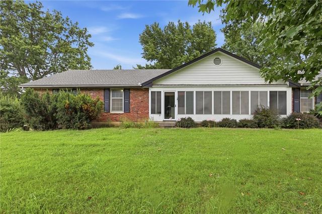 13508 E 264th Street, Peculiar, MO 64078