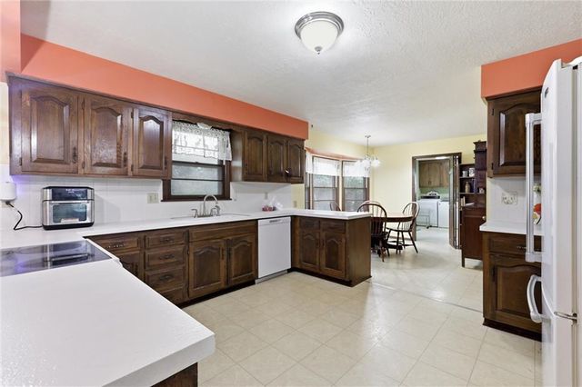 13508 E 264th Street, Peculiar, MO 64078
