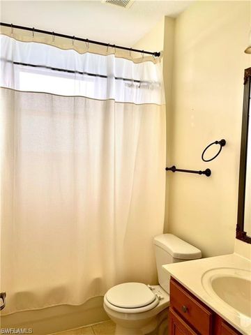 2132 Par DR, Naples, FL 34120