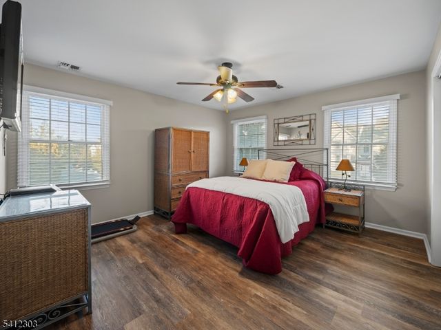 56 Quartz Ln 56, Paterson City, NJ 07501