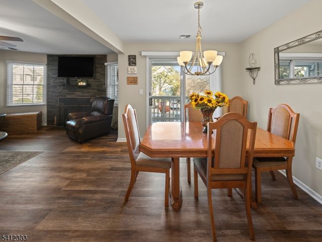 56 Quartz Ln 56, Paterson City, NJ 07501