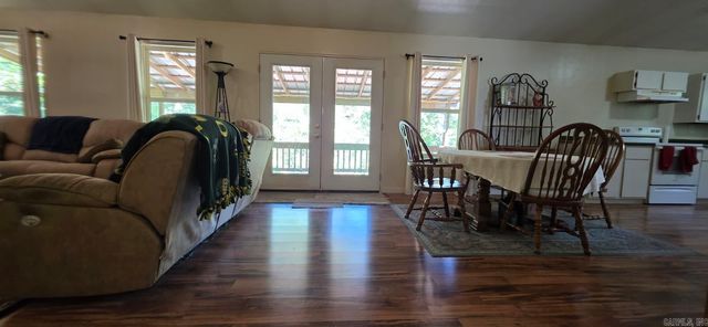 951 E County Road 206, Alton, MO 65606