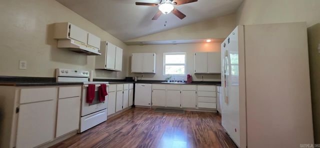 951 E County Road 206, Alton, MO 65606