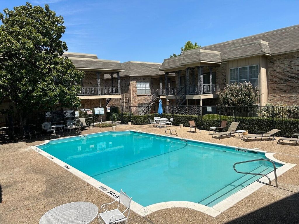 4347 Bellaire Drive S 132S, Fort Worth, TX 76109 — exterior