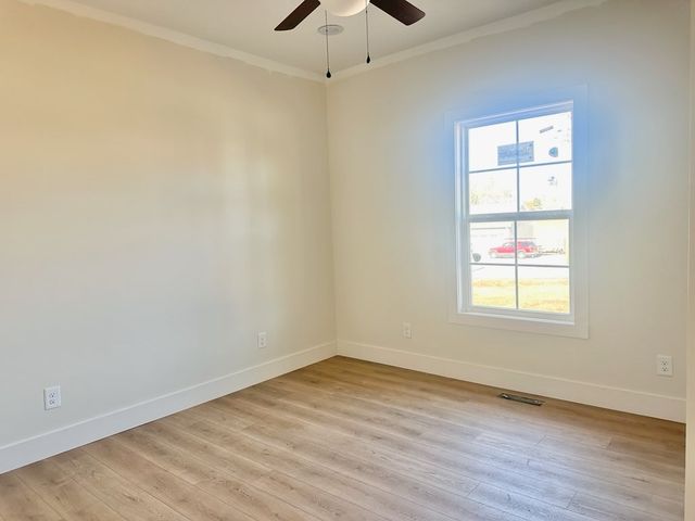 169 Honeysuckle Ln, Sparta, TN 38583