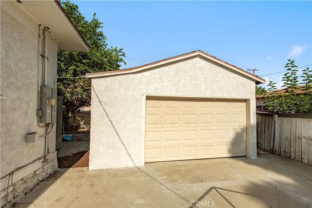760 S Elm St, Pomona, CA 91766