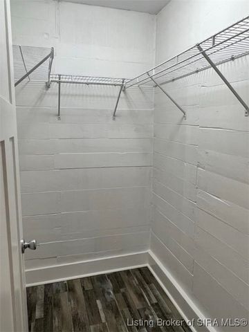 1131 Burton Avenue, New Albany, IN 47150