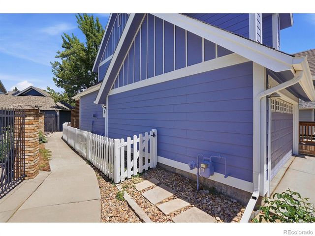 2306 Watersong Circle, Longmont, CO 80504